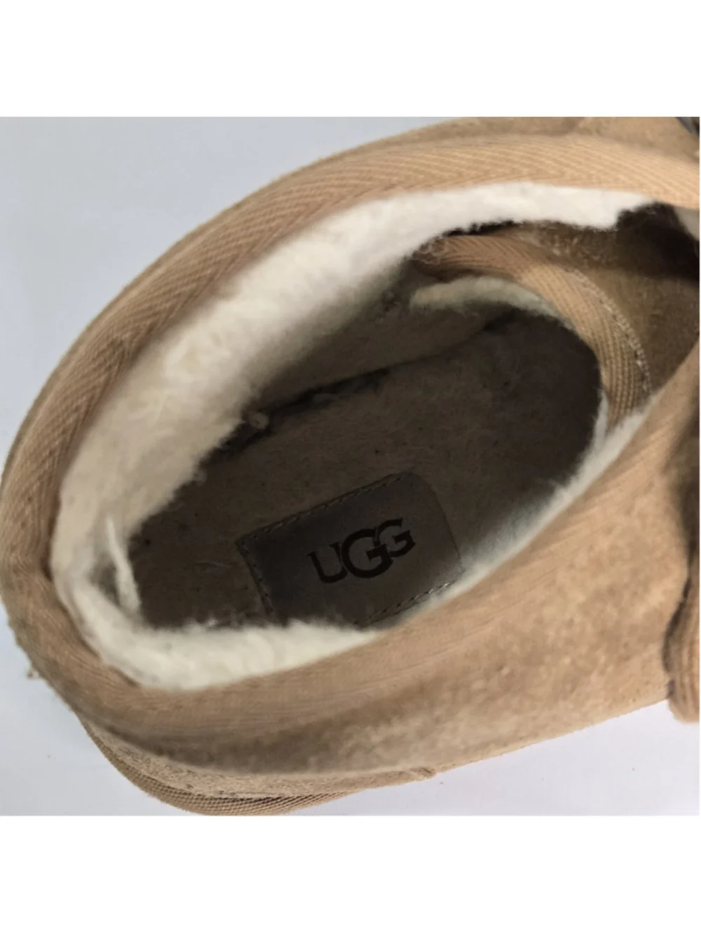 UGG Neumel Classic Boots Mens 11 Suede Wool Lined Casual Chukka Comfort